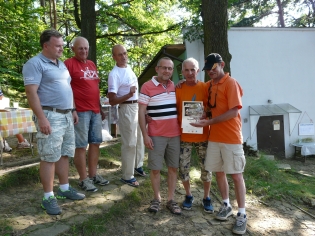200